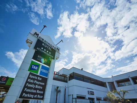 Mornington Hotel - Schoolies Week Accommodation 4