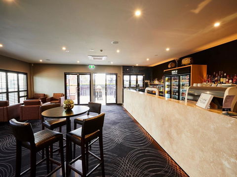 Mornington Hotel - Schoolies Week Accommodation 31