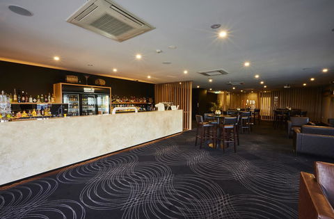 Mornington Hotel - Schoolies Week Accommodation 15