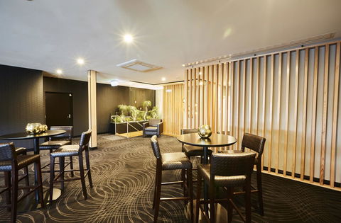 Mornington Hotel - Schoolies Week Accommodation 13