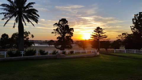 Coragulac House Cottages - Schoolies Week Accommodation 36