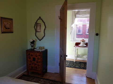 Coragulac House Cottages - Schoolies Week Accommodation 13