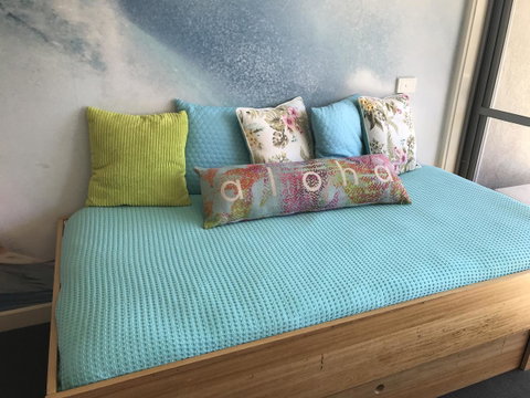 Lorne World - Schoolies Week Accommodation 24