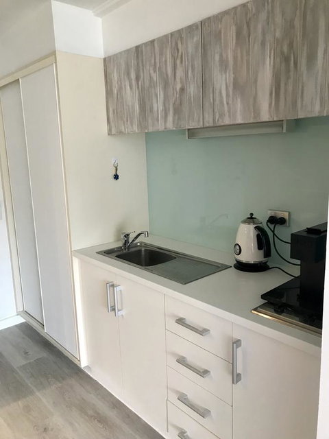 Lorne World - Schoolies Week Accommodation 2