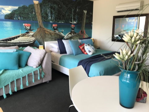 Lorne World - Schoolies Week Accommodation 30