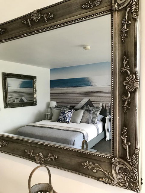 Lorne World - Schoolies Week Accommodation 16