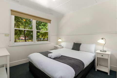 Bright Riverside Holiday Park - Schoolies Week Accommodation 24