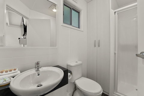 Bright Riverside Holiday Park - Schoolies Week Accommodation 32