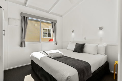 Bright Riverside Holiday Park - Schoolies Week Accommodation 10