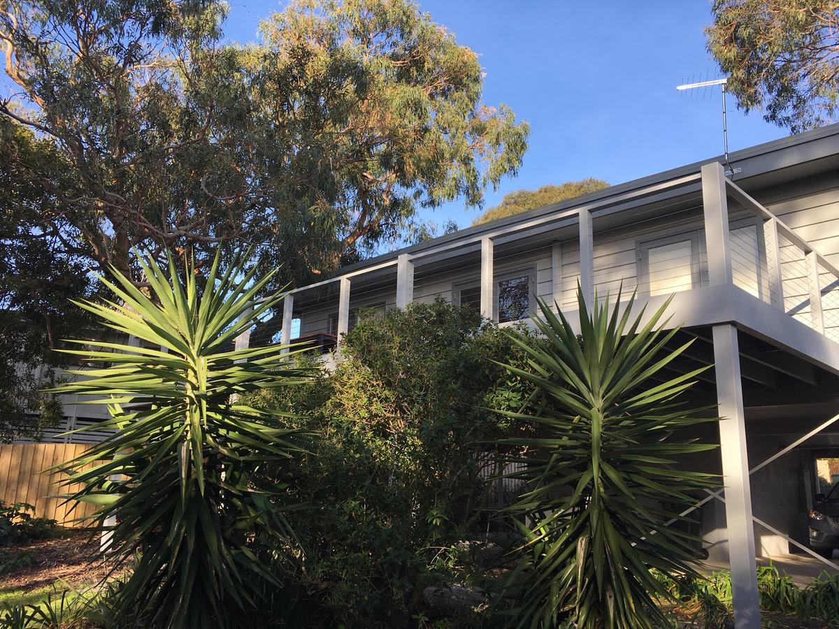 Schoolies Week Accommodation