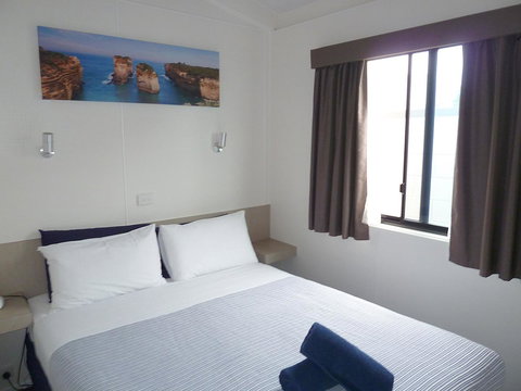 Apollo Bay Waterfront Motor Inn - Schoolies Week Accommodation 13
