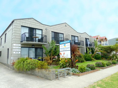 Apollo Bay Waterfront Motor Inn - Schoolies Week Accommodation 1
