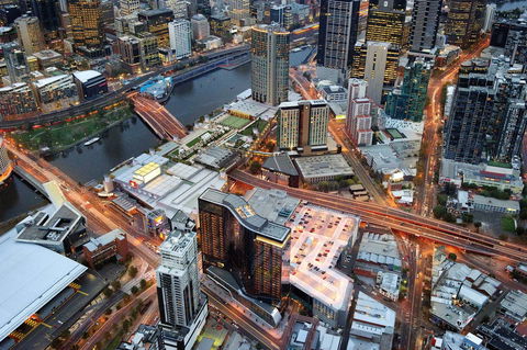 Crown Metropol Melbourne - Schoolies Week Accommodation 11