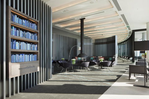 Crown Metropol Melbourne - Schoolies Week Accommodation 17