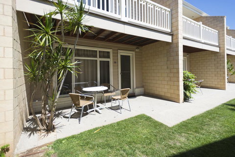 Port Campbell Parkview Motel & Apartments - Schoolies Week Accommodation 22