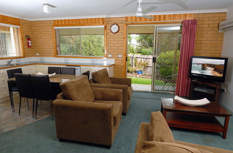 Port Campbell Parkview Motel & Apartments - Schoolies Week Accommodation 41