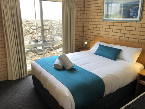 Port Campbell Parkview Motel & Apartments - Schoolies Week Accommodation 3