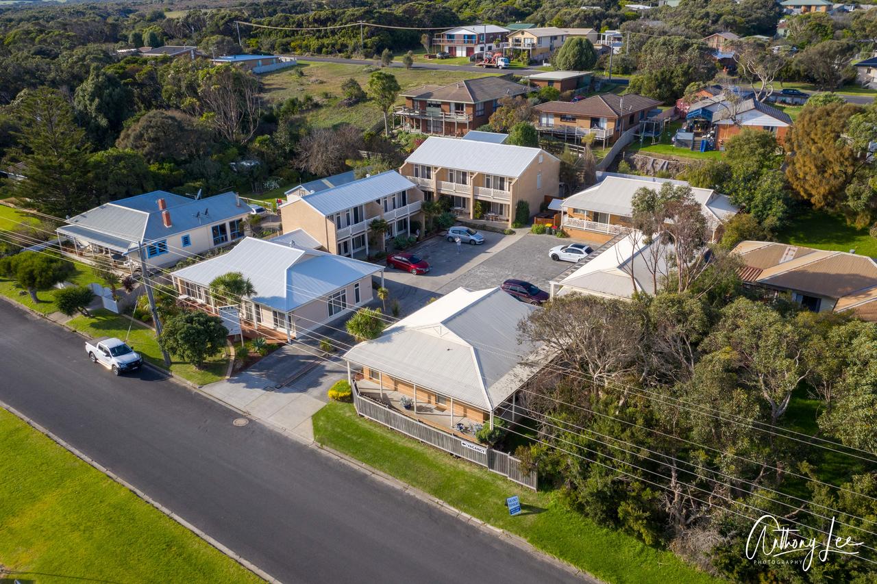  Schoolies Week Accommodation