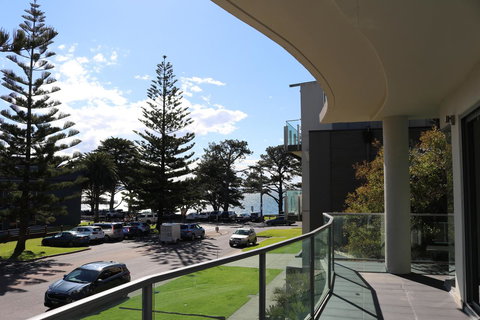 130 At The Waves - Schoolies Week Accommodation 0