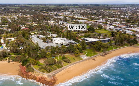 130 At The Waves - Schoolies Week Accommodation 23