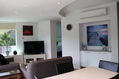 130 At The Waves - Schoolies Week Accommodation 2
