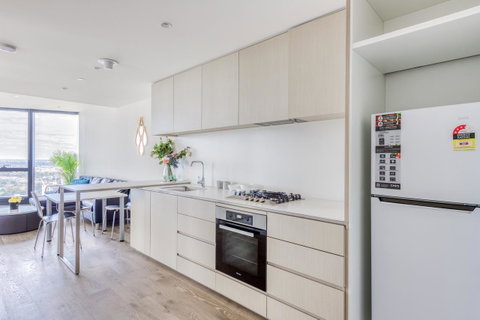 New Eureka 108 Hotel Apartments - Schoolies Week Accommodation 4
