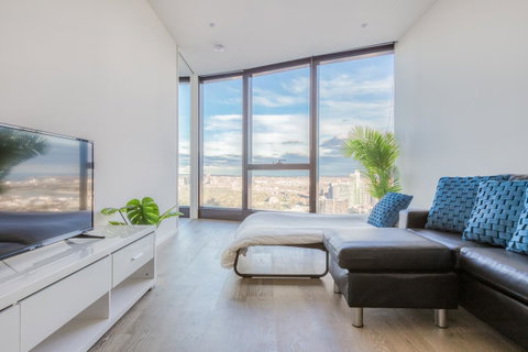 New Eureka 108 Hotel Apartments - Schoolies Week Accommodation 8