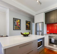 Boutique Stays Sandyside- Sandringham Villa Units - Schoolies Week Accommodation