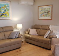 Oxford Rise Apartment - Schoolies Week Accommodation
