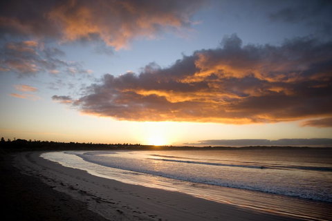 Deep Blue Hotel & Hot Springs - Schoolies Week Accommodation 24