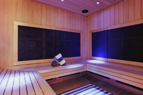 Deep Blue Hotel & Hot Springs - Schoolies Week Accommodation 15