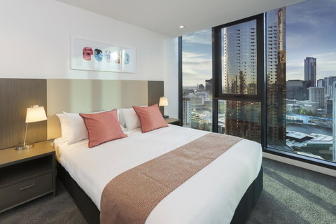 City Tempo - Power St - Schoolies Week Accommodation 15