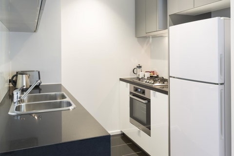 City Tempo - Power St - Schoolies Week Accommodation 26