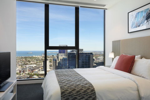 City Tempo - Power St - Schoolies Week Accommodation 1