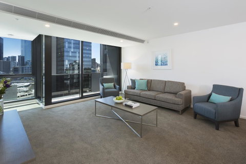 City Tempo - Power St - Schoolies Week Accommodation 23