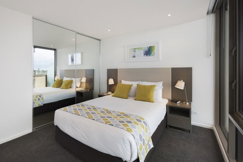 City Tempo - Power St - Schoolies Week Accommodation 21