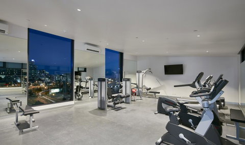 City Tempo - Power St - Schoolies Week Accommodation 18
