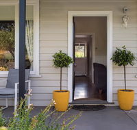 Koovelly Spa Villa - Schoolies Week Accommodation