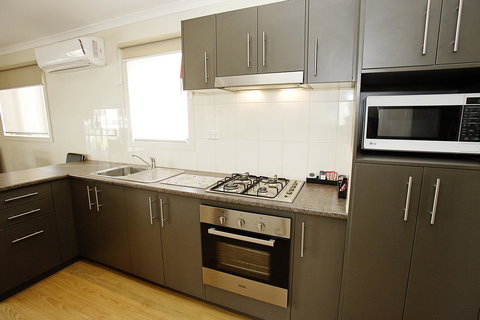 Discovery Parks - Geelong - Schoolies Week Accommodation 21