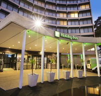 Holiday Inn Melbourne Airport - Schoolies Week Accommodation
