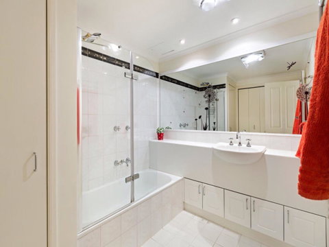 Melbourne Luxury Paradise - Schoolies Week Accommodation 9