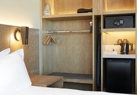 Holiday Inn Express Melbourne Southbank, An IHG Hotel - Schoolies Week Accommodation 8