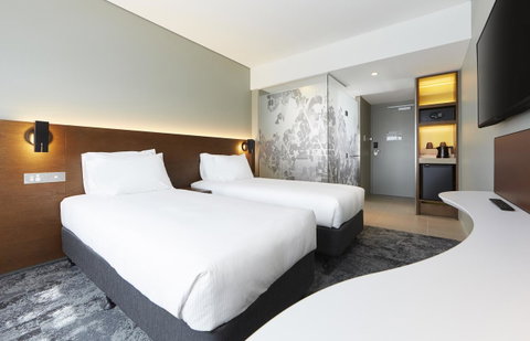 Holiday Inn Express Melbourne Southbank, An IHG Hotel - Schoolies Week Accommodation 14