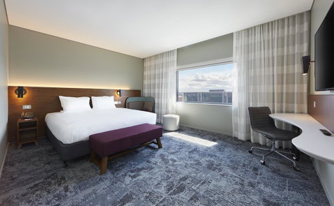 Holiday Inn Express Melbourne Southbank, An IHG Hotel - Schoolies Week Accommodation 31