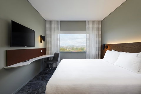 Holiday Inn Express Melbourne Southbank, An IHG Hotel - Schoolies Week Accommodation 32