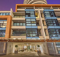 Melbourne Holiday Apartments Flinders Wharf - Schoolies Week Accommodation