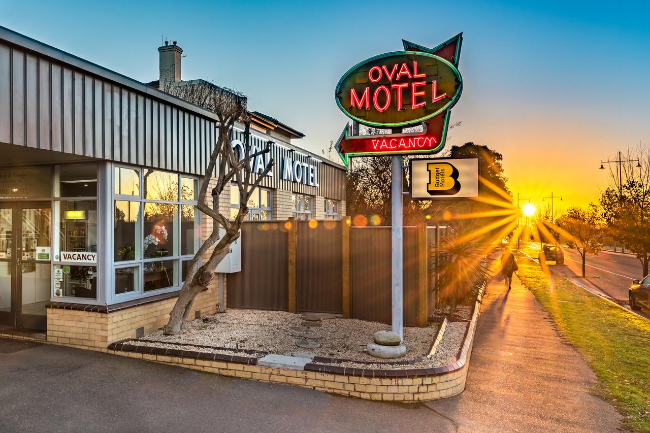 Bendigo VIC Schoolies Week Accommodation