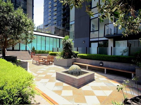 3BR Apartment At Victoria Tower Southbank - Schoolies Week Accommodation 19