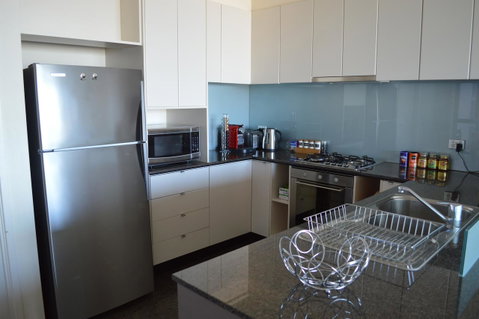 3BR Apartment At Victoria Tower Southbank - Schoolies Week Accommodation 4