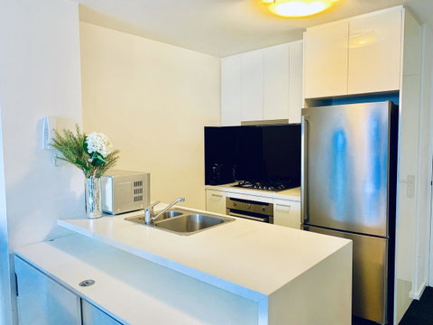 Luxury Apartments With View - Schoolies Week Accommodation 8